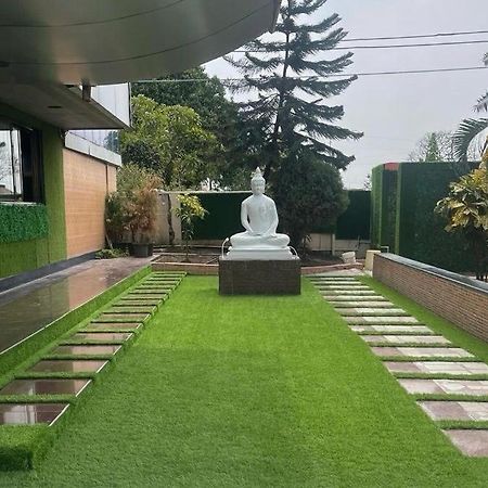 Sai Samrat Hotel Shirdi Exterior foto